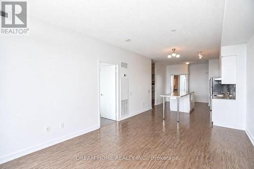 2515 - 29 SINGER COURT , Toronto, Ontario M2K 0B3 3