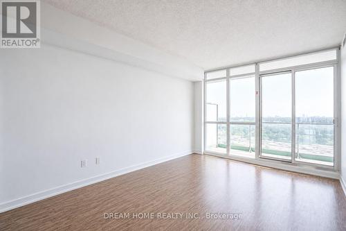 2515 - 29 SINGER COURT , Toronto, Ontario M2K 0B3 4