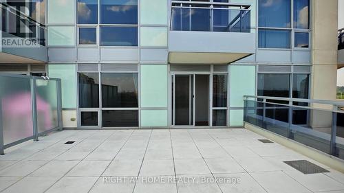715 - 9199 YONGE STREET , Richmond Hill, Ontario L4C 1H7 3