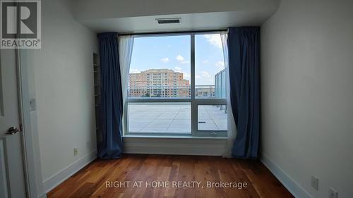 715 - 9199 YONGE STREET , Richmond Hill, Ontario L4C 1H7 4