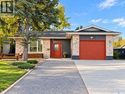 5810 Sherwood DRIVE  Regina, SK S4T 6Y7