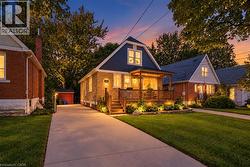 284 EAST 21ST Street  Hamilton, ON L8V 2T9