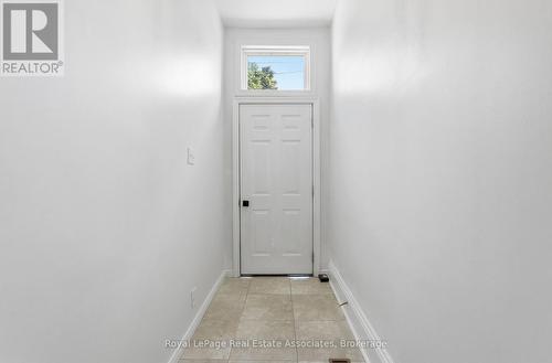 2 - 51 WELLINGTON STREET N , Hamilton, Ontario L8R 1M9 3