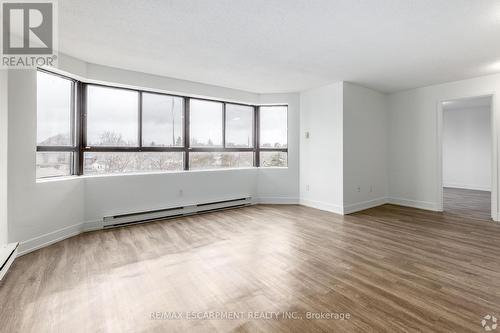 510 - 547 BELMONT AVENUE W , Kitchener, Ontario N2M 5E7 5