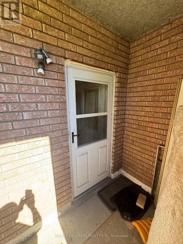 66 SIMPSON AVENUE , Toronto, Ontario M8Z 1E3 2
