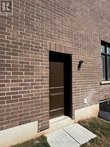 LOWER - 1324 PEONY PATH , Oakville, Ontario L6H 7Z7 2