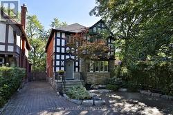 83 WEMBLEY ROAD Toronto, ON M6C 2G3