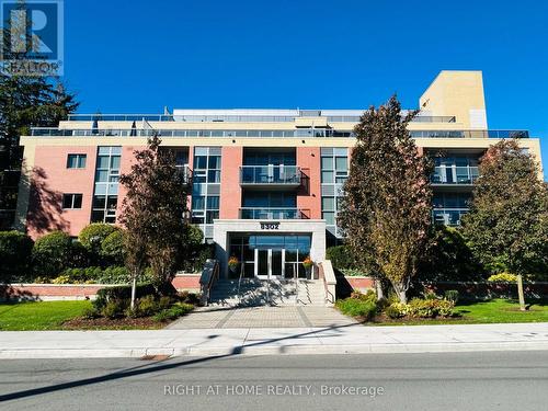 207 - 8302 ISLINGTON AVENUE  Vaughan, ON L4L 0E6
