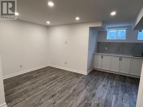 BASEMENT - 3 EARNSHAW DRIVE , Markham, Ontario L6C 0E5 3