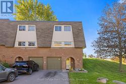 18 REYGATE COURT Ajax (South East), ON L1S 2S9