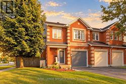 1 CHANTILLY GATE Ottawa, ON K2S 2B2