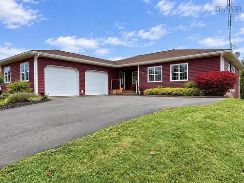 14 Marshview Drive, Amherst, NS 