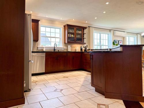 14 Marshview Drive, Amherst, NS 