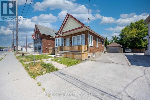 559 RITSON ROAD S , Oshawa, Ontario L1H 5K6 2