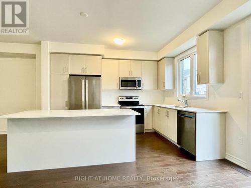 63 PHOENIX BOULEVARD , Barrie, Ontario L9J 0P7 4