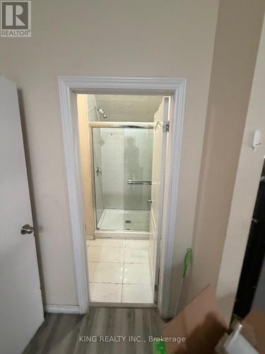 UPPER - 544 DUNDAS STREET E , London East (East F), Ontario N6B 1W8 2