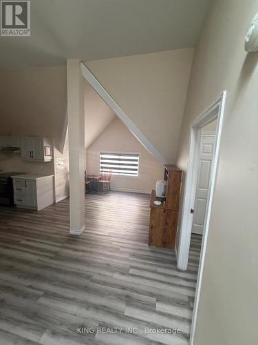 UPPER - 544 DUNDAS STREET E , London East (East F), Ontario N6B 1W8 4