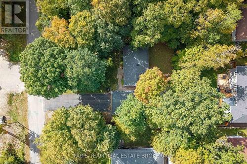 8 Pinecone Avenue, Tiny, ON 