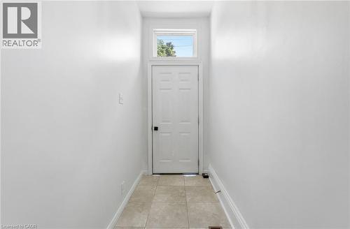 51 WELLINGTON Street N Unit# 1 , Hamilton, Ontario L8R 1M9 3