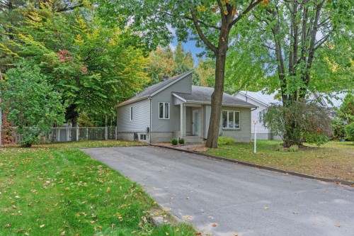 176 Av Des Pins — photo 2