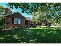 2585 BANWELL  Tecumseh, ON N8N 0G6