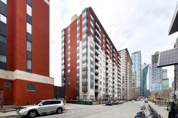 208-551 Rue de la Montagne Montréal (Ville-Marie), QC H3C 6S4