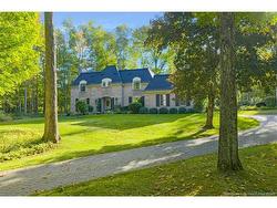 65 Wildwood LANE  Fredericton, NB E3B 5Z2