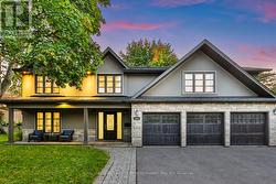 52 JOYMAR DRIVE  Mississauga, ON L5M 1E9