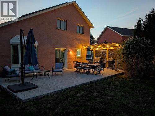10 Handorf Drive, Cambridge, ON 