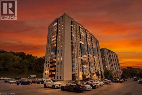 35 GREEN VALLEY Drive Unit# 508 , Kitchener, Ontario N2P 2A5 2