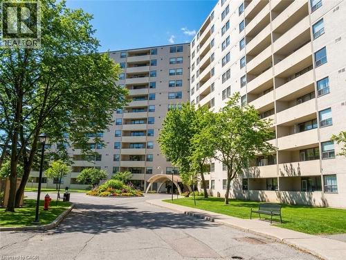 700 DYNES Road Unit# 209 , Burlington, Ontario L7N 3M2 2