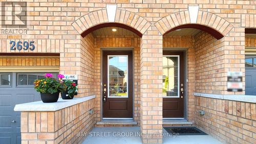 2695 MAGDALEN PATH , Oshawa, Ontario L1L 0R6 3