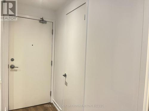 2605 - 898 PORTAGE PARKWAY , Vaughan, Ontario L4K 0J6 3