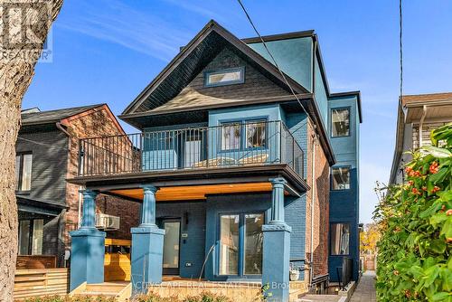 UPPER - 61 EDWIN AVENUE , Toronto, Ontario M6P 3Z5 3