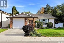 11 Green Meadow ROAD  Regina, SK S4V 0A4
