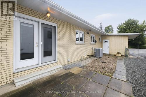 855 Mountainview Avenue, Ottawa, ON 