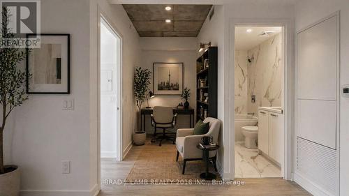 2307 - 284 KING STREET E , Toronto, Ontario M5A 1K4 5