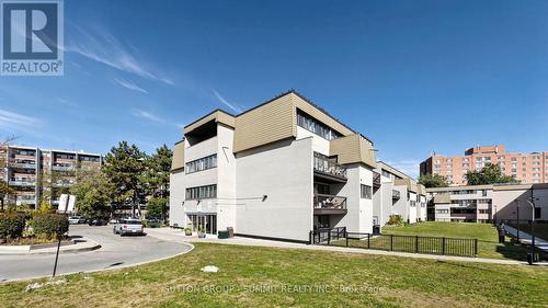 228 - 2095 ROCHE COURT N  Mississauga, ON L5K 2C8