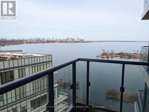 2010 - 59 ANNIE CRAIG DRIVE , Toronto, Ontario M8V 0C4 2