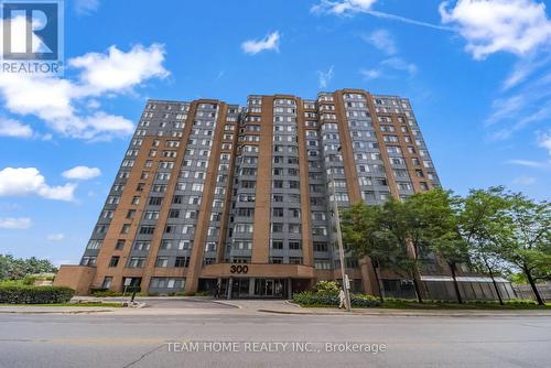 604 - 300 WEBB DRIVE  Mississauga, ON L5B 3W3