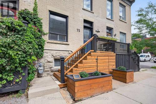 75 Eccles Street, Ottawa, ON 