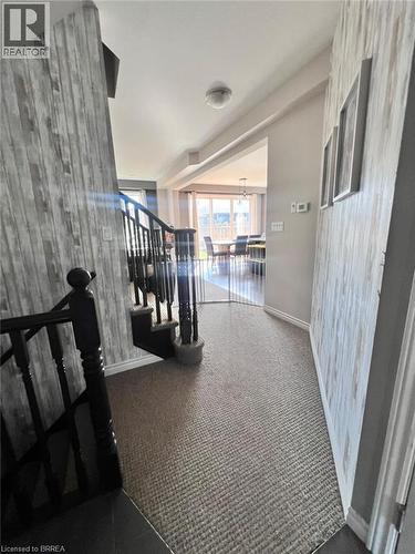 21 VIC CHAMBERS Place , Paris, Ontario N3L 0E6 3