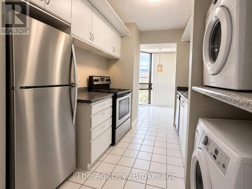 204 - 2200 SHEROBEE ROAD , Mississauga (Cooksville), Ontario L5A 3Y3 5