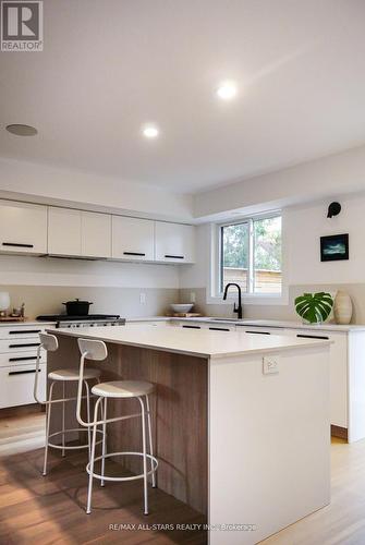 6032 MAIN STREET , Whitchurch-Stouffville, Ontario L4A 1B8 3