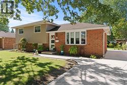127 BOARDWALK AVENUE Amherstburg, ON N9V 3C7