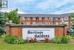 302 - 3 HERITAGE WAY Kawartha Lakes (Lindsay), ON K9V 5Z1