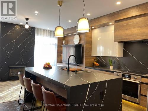 90 - 1331 MAJOR MACKENZIE DRIVE W , Vaughan, Ontario L6A 4W4 3