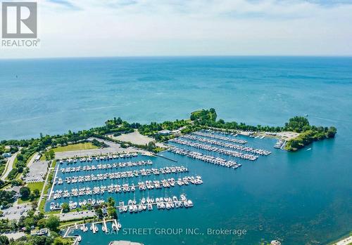 4304 - 2212 LAKE SHORE BOULEVARD W , Toronto, Ontario M8V 0C2 4