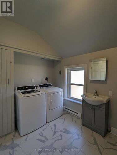UPPER - 2 HURON STREET , Kawartha Lakes, Ontario K9V 2H2 3