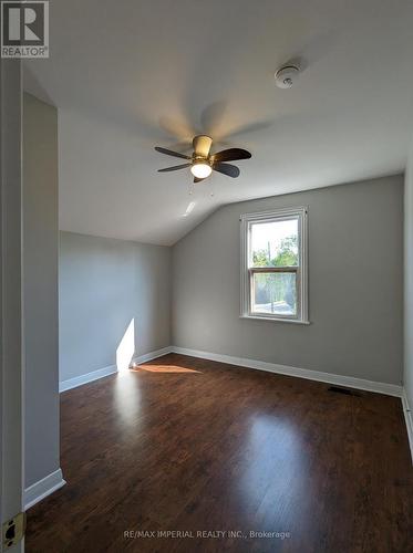 UPPER - 2 HURON STREET , Kawartha Lakes, Ontario K9V 2H2 4